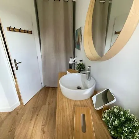 Holiday home Le Petit Monampteuil